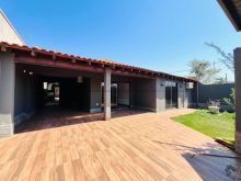 Casa térrea Jardim São Lourenço - 4 quartos