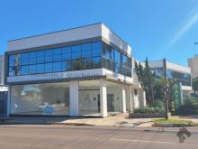 Imóvel de esquina com 839,67 m²
