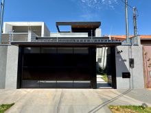 Linda casa moderna - 3 suítes - piscina aquecida