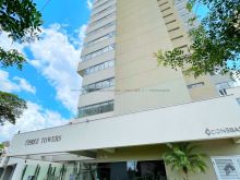 Three Towers - completo com armários