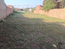 Terreno com acesso a 2 ruas - 12 x 44 m