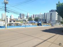 Á uma quadra da Afonso Pena