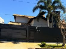 Uma casa completa espera por você no Vilas Boas