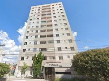 Apto reformado no Monte Castelo com suíte