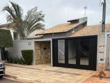 Casa no Carandá Bosque