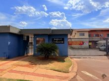 Apartamento térreo com 02 quartos