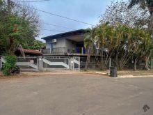 Amplo sobrado - a apenas 400 metros da praça principal