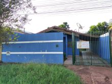 Imóvel com terreno amplo no Pioneiros