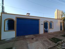 Sobrado de dupla aptidão