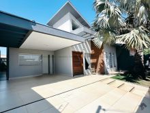 Casa térrea rica em móveis planejados - São Bento