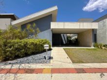 Alto padrão - Damha III - com suíte master e closet