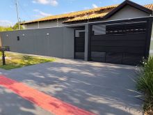 Casa com terreno amplo no Manoel Taveira