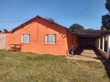 Casa em frente ao Parque dos Ipês