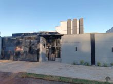 Casa nova e moderna com piscina - Vila Donária