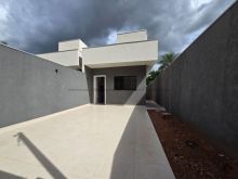 Linda casa - preço e localização ótimos