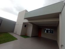 03 quartos com terreno grande