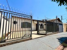 Casa comercial - imóvel próximo ao Comper