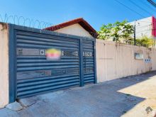 3 casas em condomínio na Vila Glória