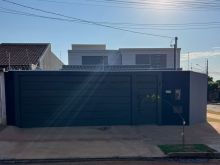 Linda casa - bairro Pioneiros