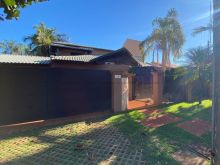 Sobrado no Parque Alvorada