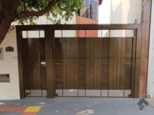 Sobrado 2 quartos e 2 banheiros Leblon