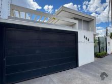 Casa térrea no Carandá Bosque