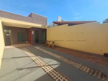 Próximo ao Colégio Militar - terreno extra nos fundos