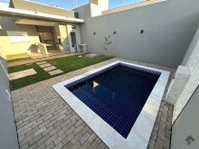 Linda casa próximo a lagoa - rica em planejados