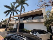 Casa de alto padrão no Damha III - 770 m²