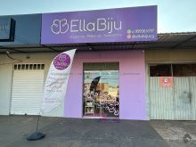 Loja em pleno funcionamento na rua da Divisão