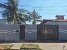 Casa com 212 metros quadrados e 4 quartos