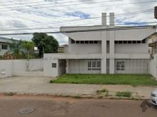 Amplo imóvel comercial no Amambaí