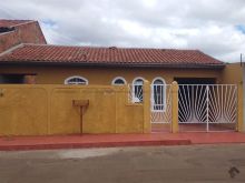 Casa - 3 quartos sendo 1 suíte