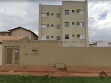 Apartamento com 02 quartos