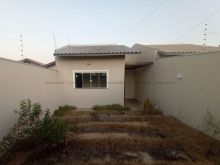 03 quartos e terreno grande