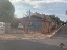 Casa 2 quartos - Mata do Jacinto