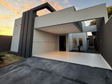 Casa térrea - 1 suíte e 2 dormitórios - Tiradentes