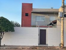 Lindo sobrado de esquina com excelente localização