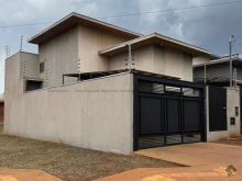 Casa de esquina no Santa Fé