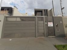 Excelente casa com piscina aquecida