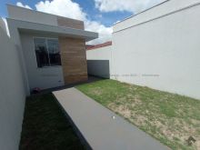 1 suíte - 1 quarto e quintal grande