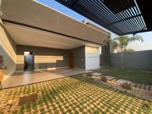 Casa com 3 quartos e piscina no Jardim Panamá