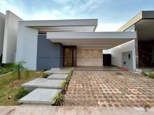 Casa em condomínio fechado