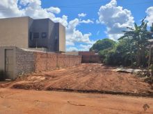 Terreno 12 x 30 m - barato no asfalto