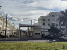 Apartamento com armários - 2 quartos e 2 banheiros