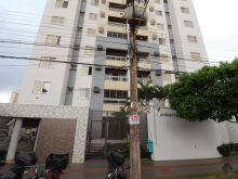 Apartamento no condomínio Edifício Manhattan