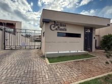 Sobrado 3 quartos sendo 1 suíte no Carandá Bosque