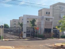 Apartamento no 1º andar - nascente