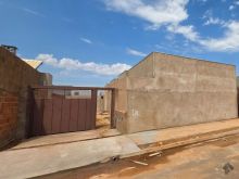 Casas em condomínio no Figueiras do Parque