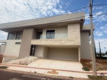 Lindo sobrado de esquina